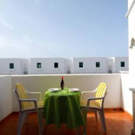 Lanzarotesuites *
